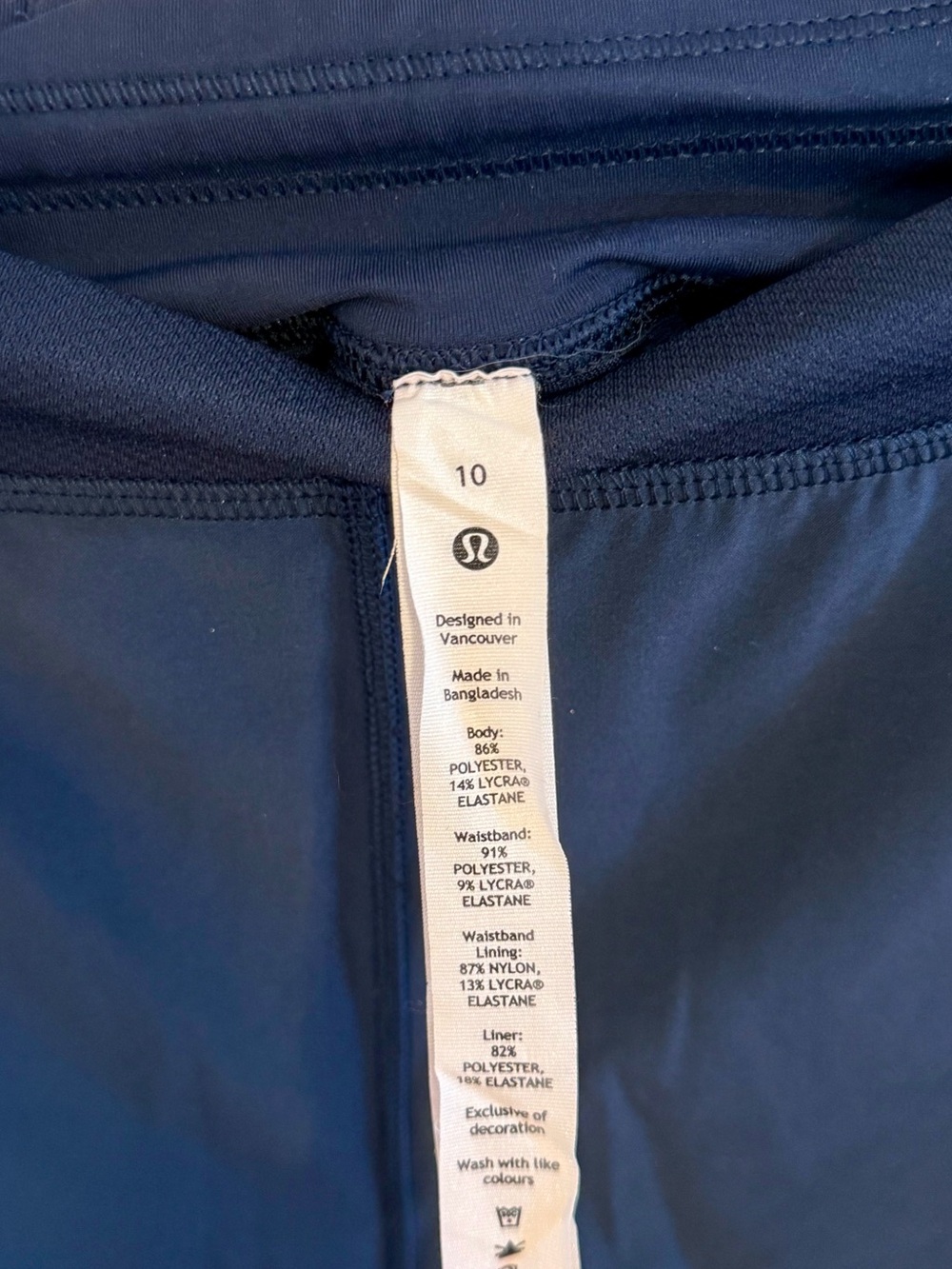 Fast and Free Reflective High-Rise Classic-Fit Short 3" in Navy - Picture 8 of 8